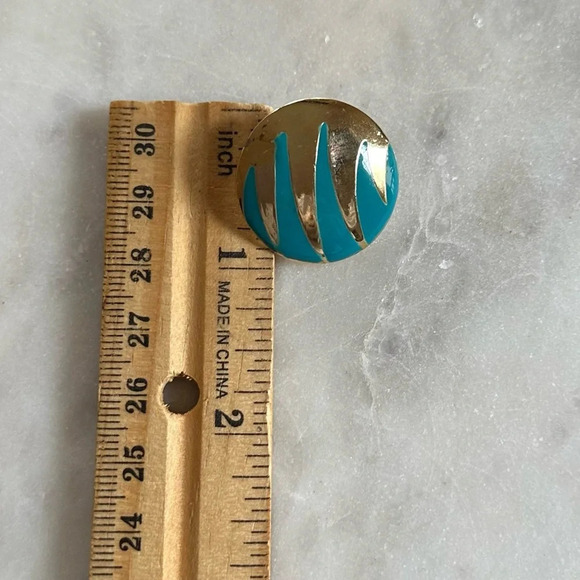Vintage 80s Earrings Gold Tone Teal Enamel Large Round Disc Studs Statement - Picture 8 of 8